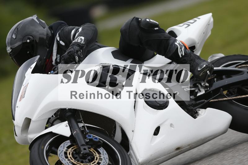 /13 22.04.2024 Plüss Moto Sport ADR/Freies Fahren/901